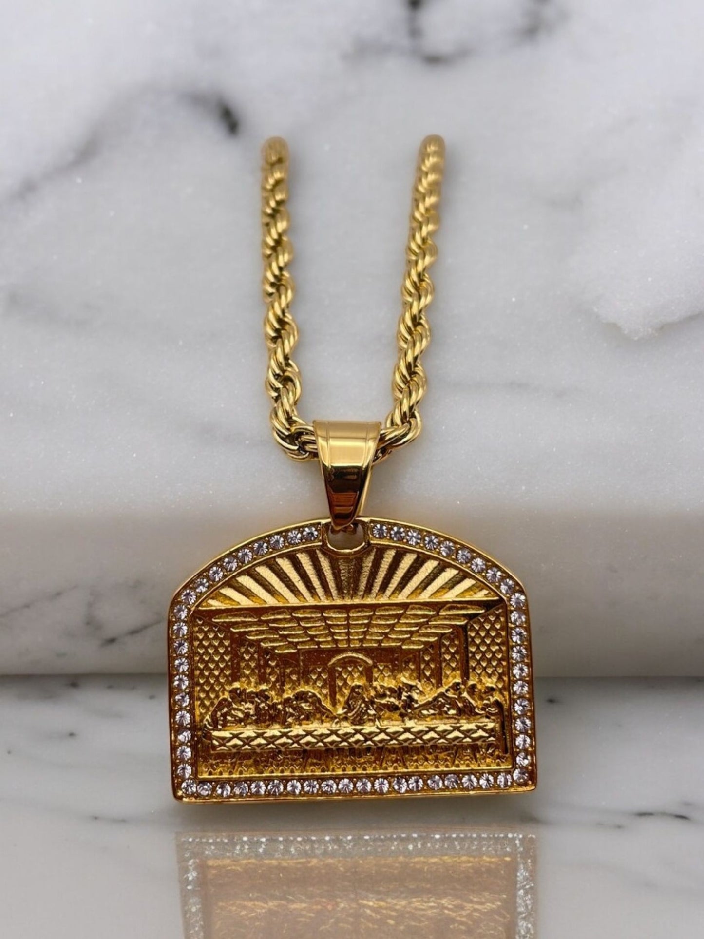 Santa Cena Pendant